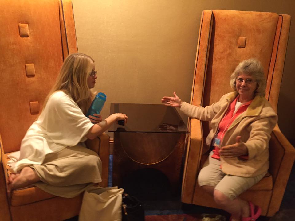 retreat-women-talking